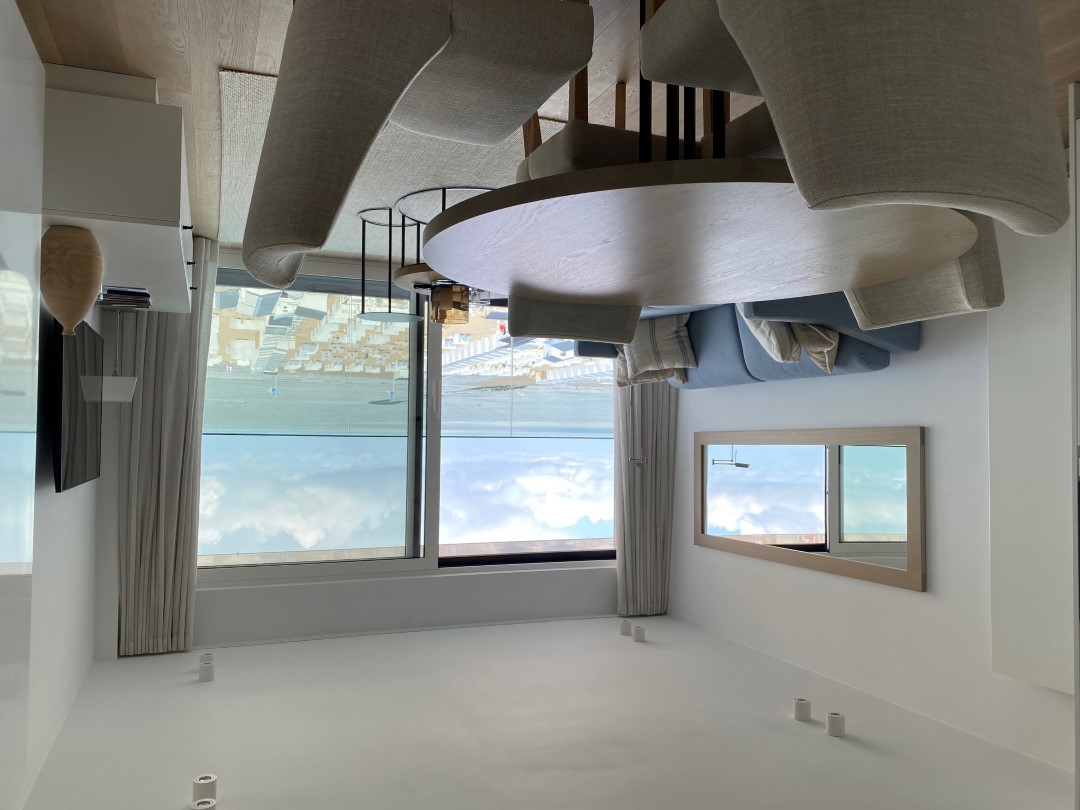 Appartement Royal te huur in Knokke met frontaal zeezicht